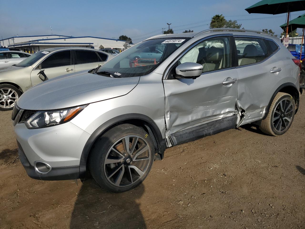 NISSAN ROGUE 2019 jn1bj1cpxkw219698