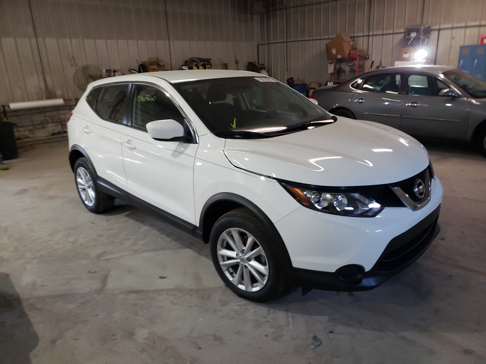 NISSAN ROGUE SPOR 2017 jn1bj1cr1hw123422