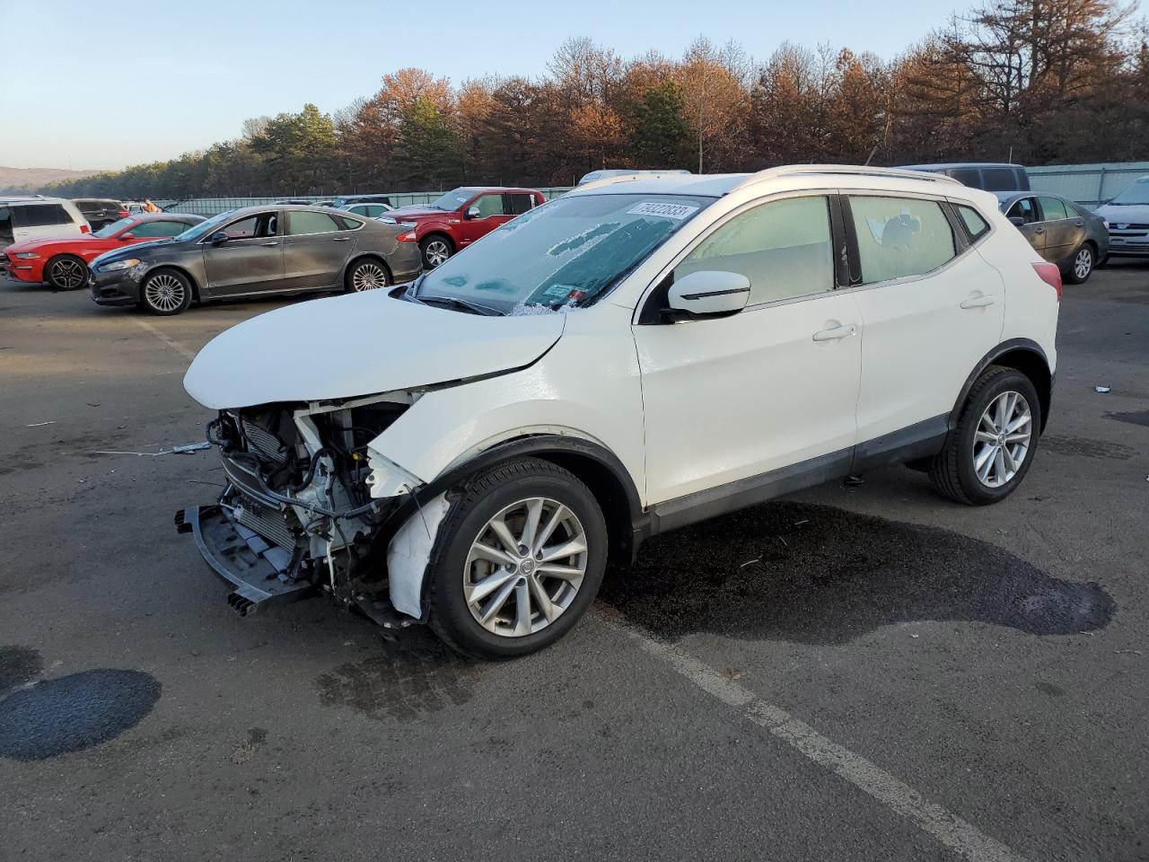 NISSAN ROGUE 2017 jn1bj1cr1hw137529