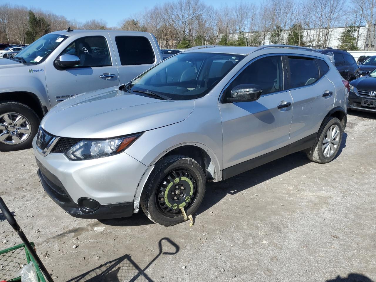 NISSAN ROGUE 2018 jn1bj1cr1jw250967