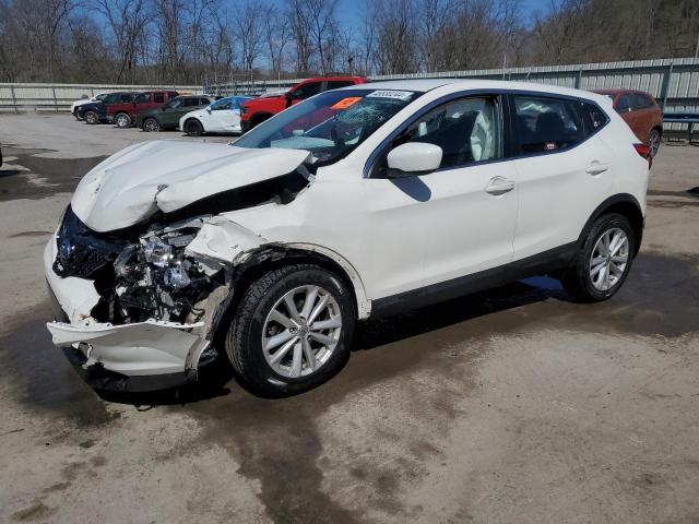 NISSAN ROGUE 2017 jn1bj1cr2hw125583