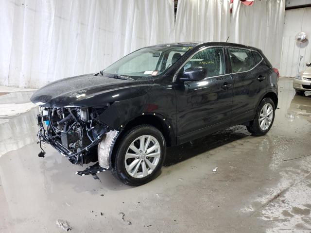 NISSAN ROGUE 2017 jn1bj1cr2hw132789