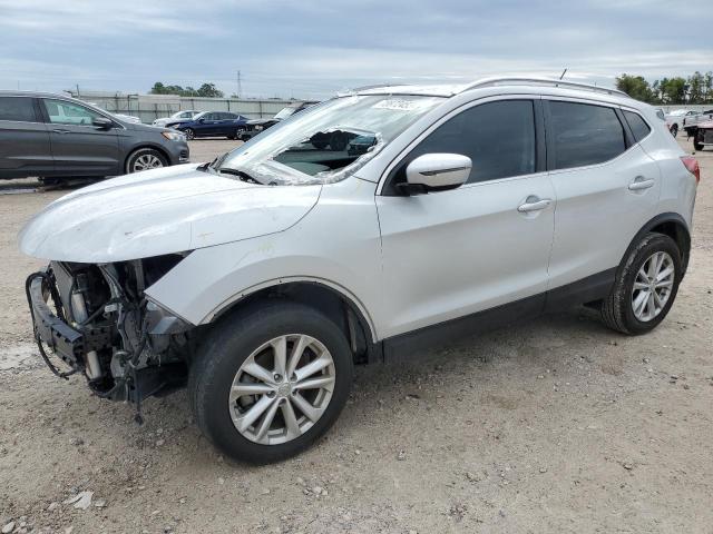 NISSAN ROGUE 2017 jn1bj1cr2hw135465