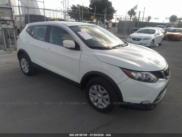 NISSAN ROGUE SPORT 2018 jn1bj1cr3jw258133