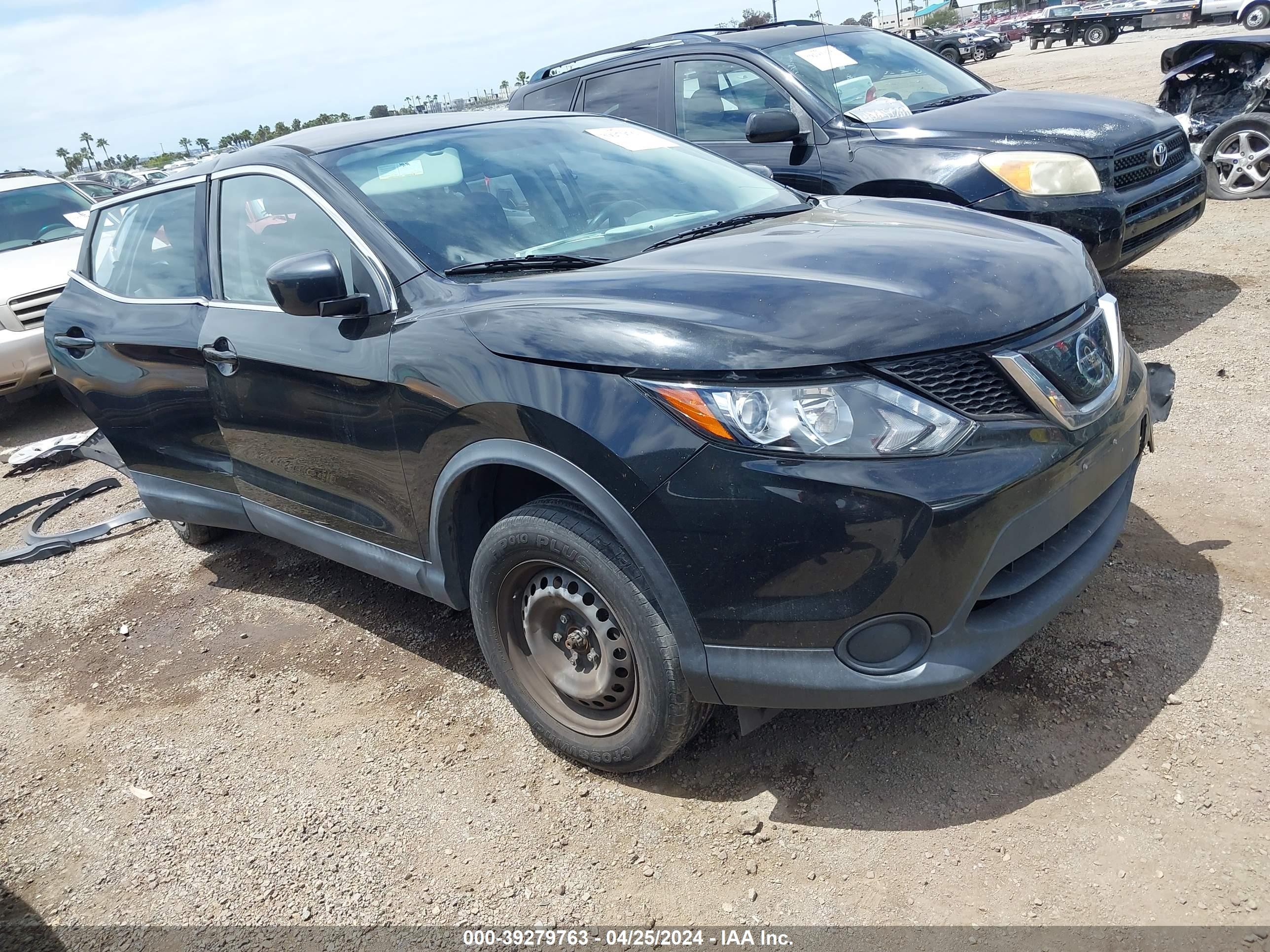 NISSAN ROGUE 2019 jn1bj1cr3kw335035