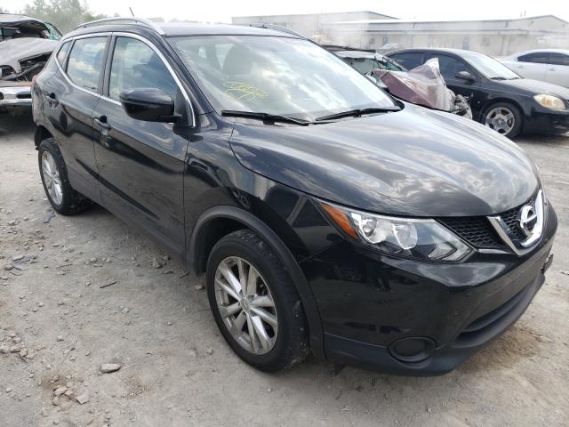 NISSAN ROGUE SV 2017 jn1bj1cr4hw112348