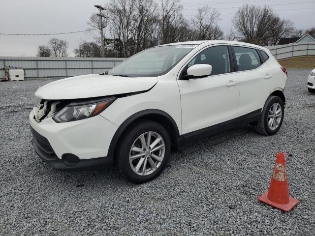 NISSAN ROGUE 2017 jn1bj1cr4hw130333