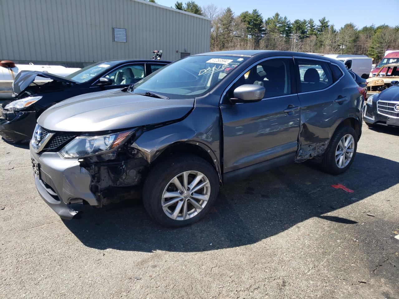 NISSAN ROGUE 2017 jn1bj1cr4hw143986