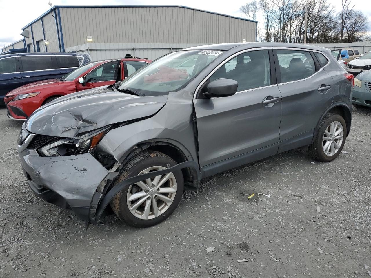 NISSAN ROGUE 2018 jn1bj1cr4jw265639