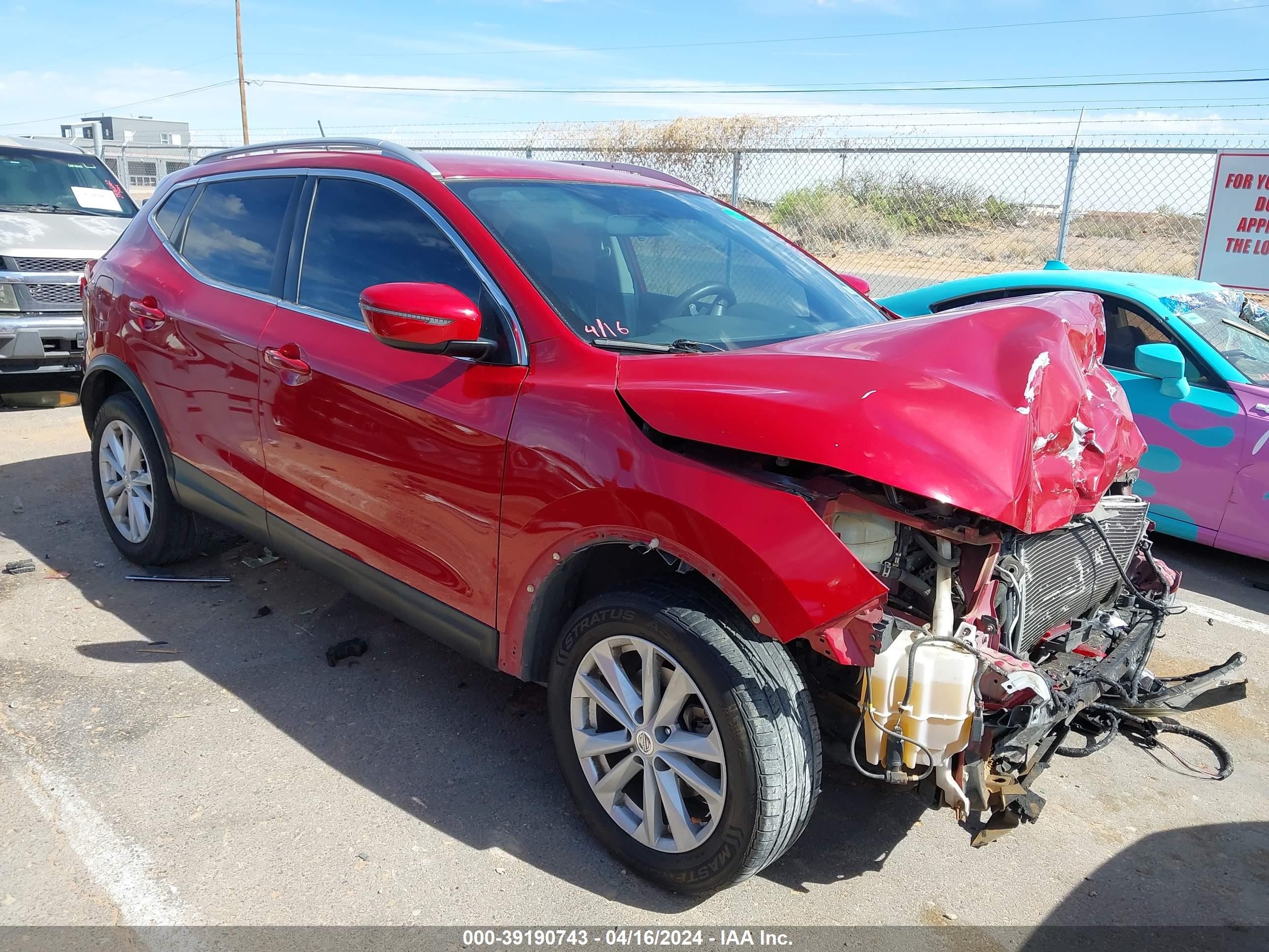 NISSAN ROGUE 2017 jn1bj1cr5hw140336