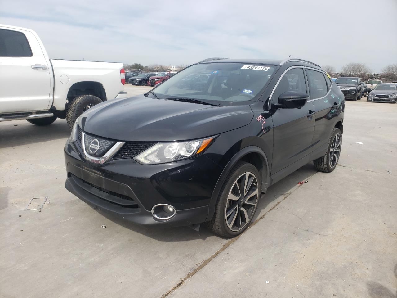 NISSAN ROGUE 2018 jn1bj1cr5jw287407