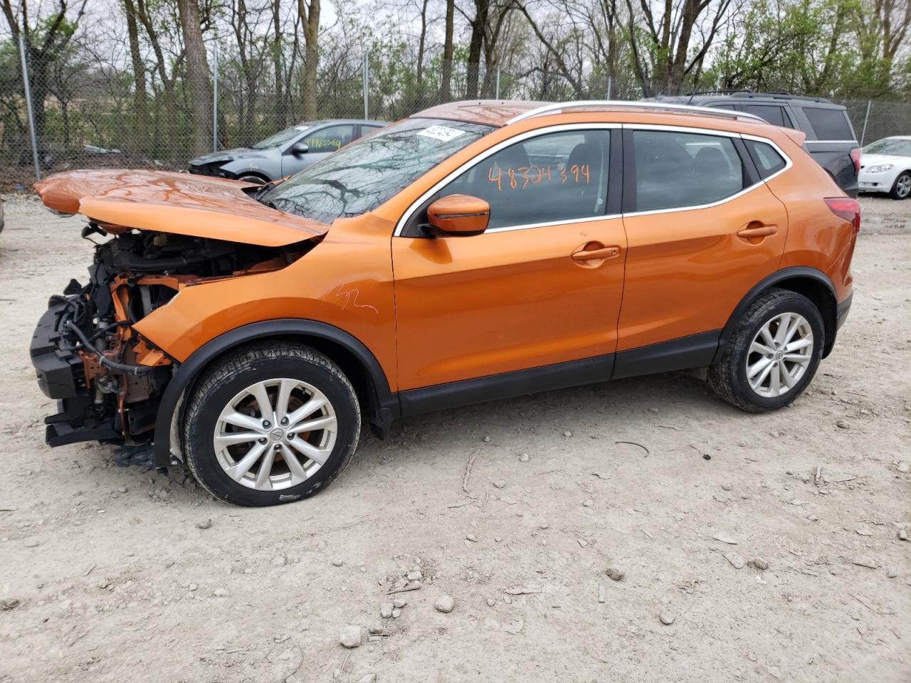 NISSAN ROGUE 2017 jn1bj1cr6hw127319