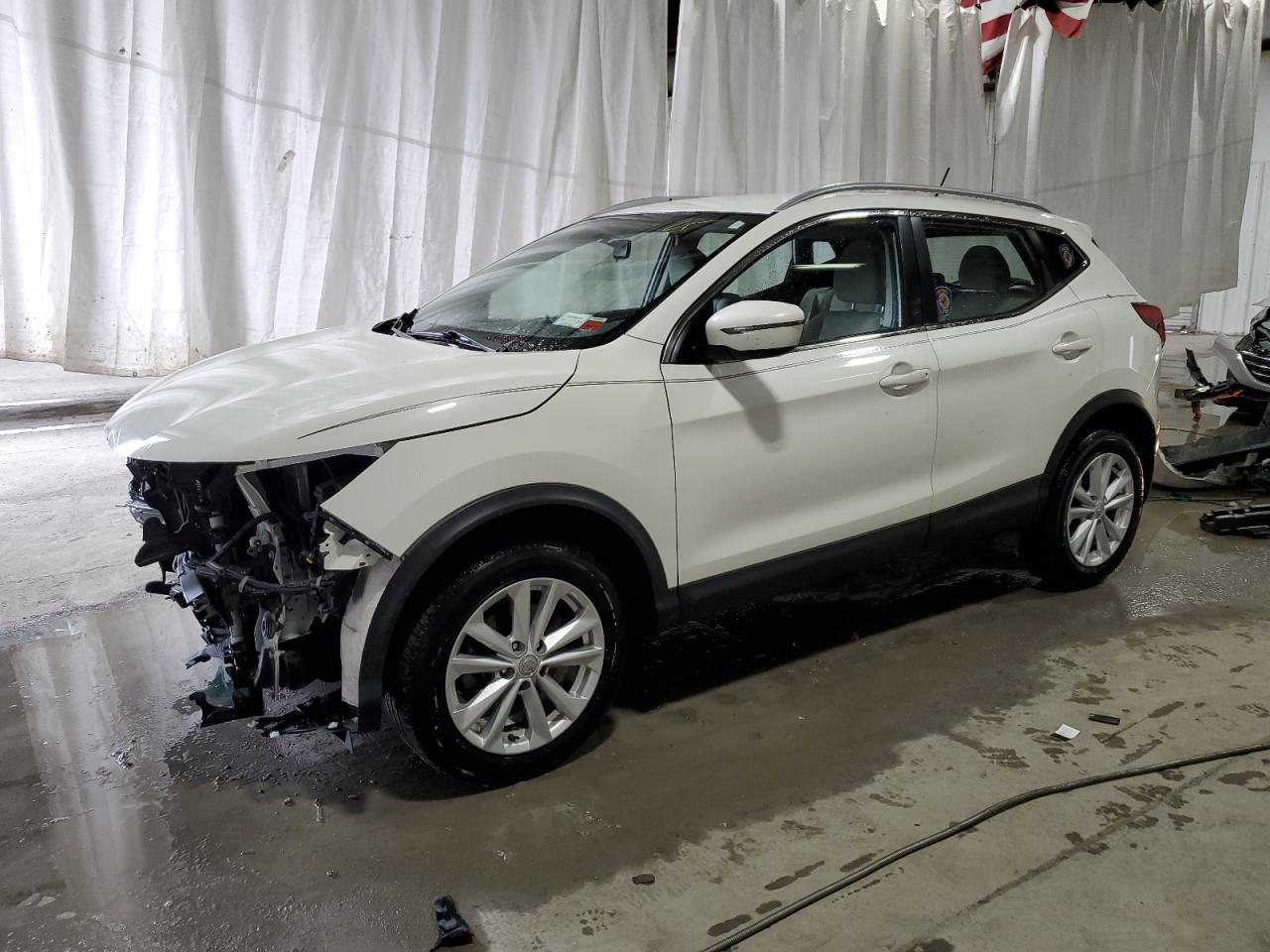 NISSAN ROGUE 2018 jn1bj1cr6jw266887