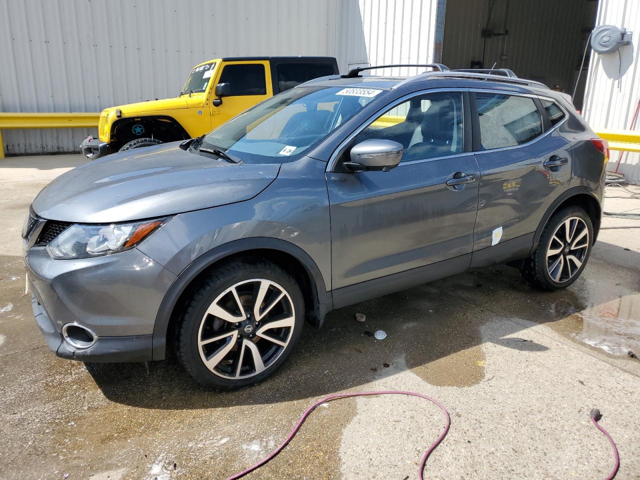 NISSAN ROGUE 2018 jn1bj1cr6jw600030