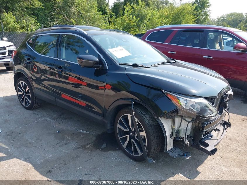 NISSAN ROGUE 2019 jn1bj1cr6kw319492