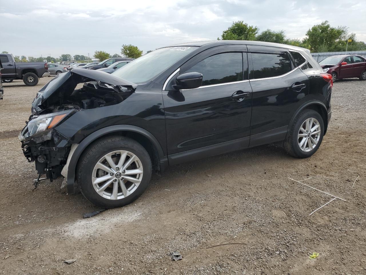 NISSAN ROGUE 2019 jn1bj1cr6kw329505