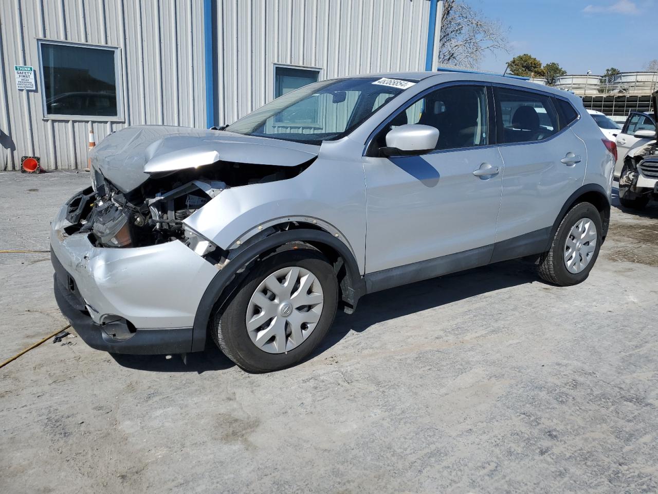 NISSAN ROGUE 2017 jn1bj1cr7hw108200