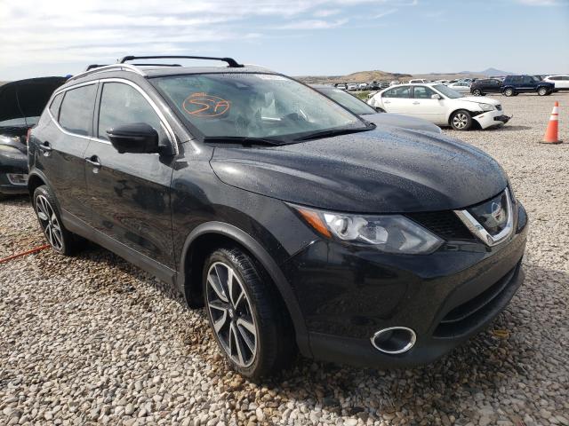 NISSAN ROGUE 2017 jn1bj1cr7hw109170