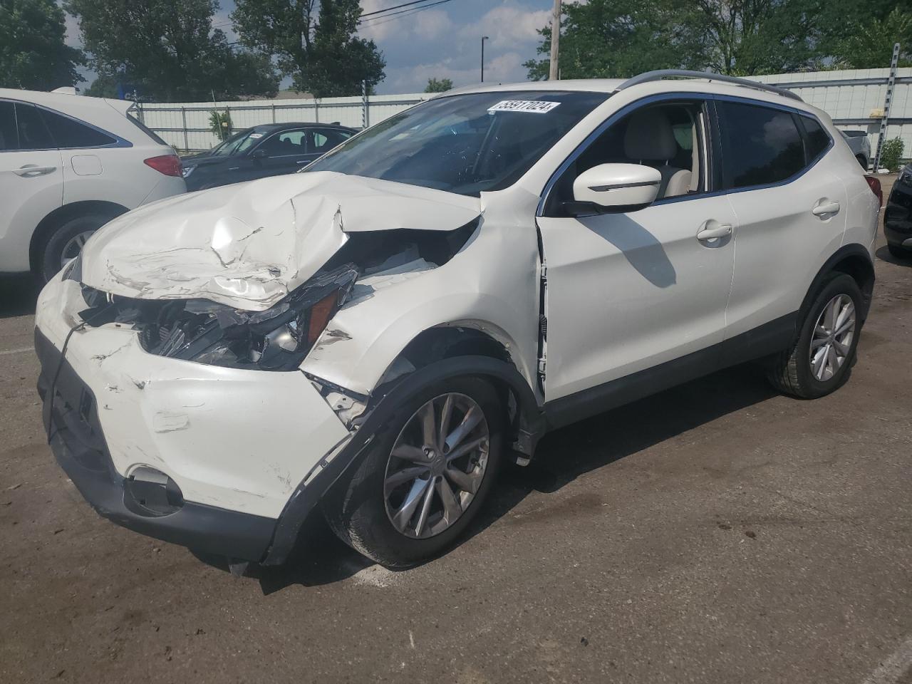 NISSAN ROGUE 2018 jn1bj1cr7jw201899