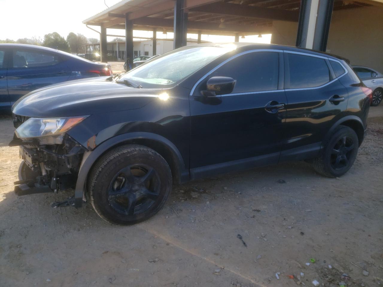 NISSAN ROGUE 2018 jn1bj1cr7jw250553