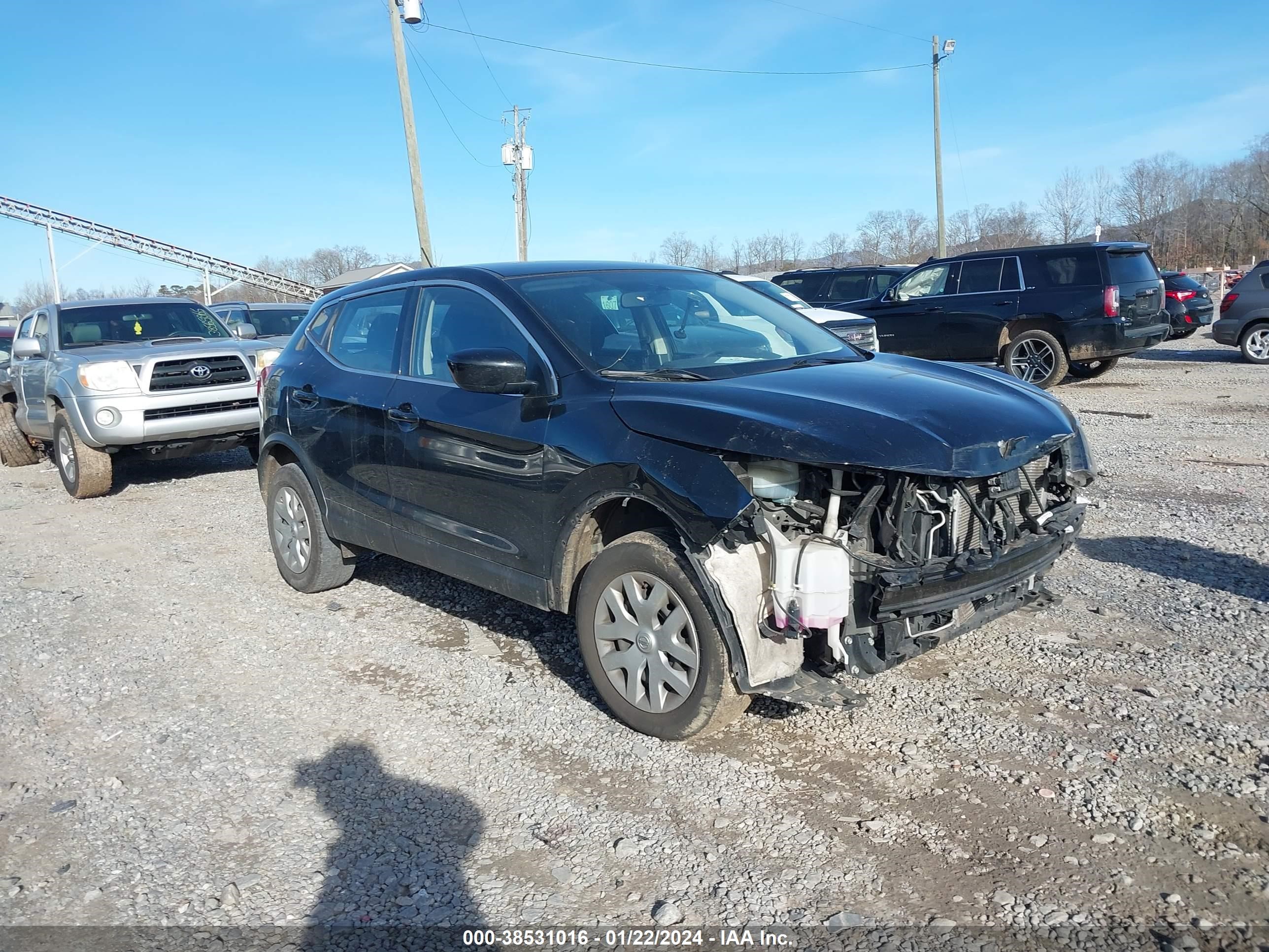 NISSAN ROGUE 2018 jn1bj1cr7jw262010