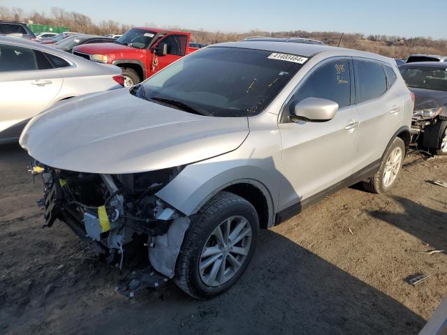 NISSAN ROGUE 2017 jn1bj1cr8hw132909