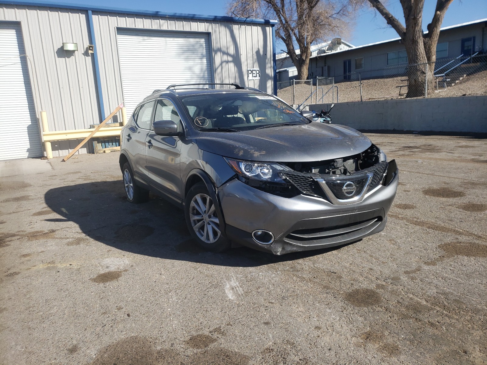 NISSAN ROGUE 2018 jn1bj1cr8jw290124