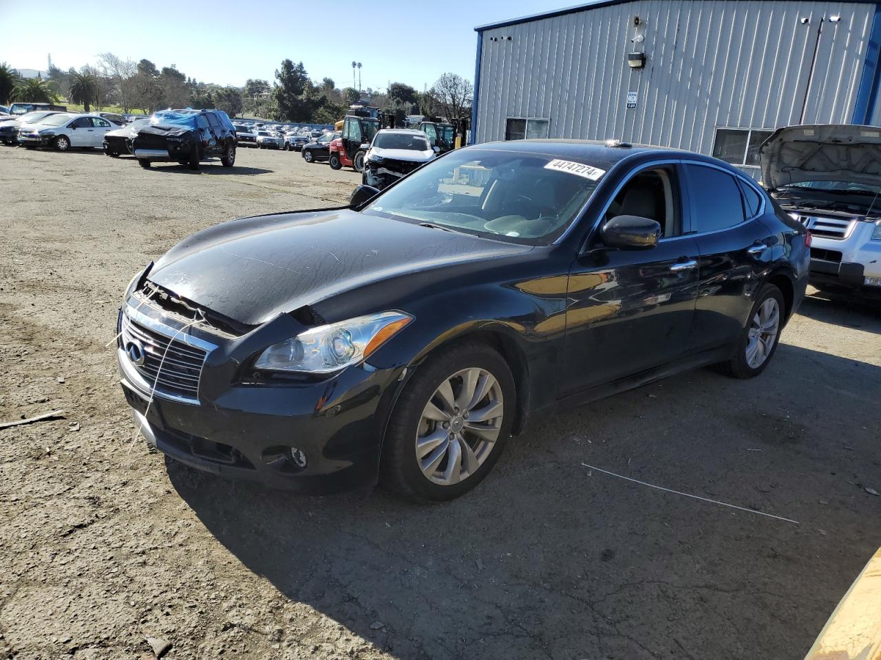 INFINITI M 2011 jn1by1ap6bm324975