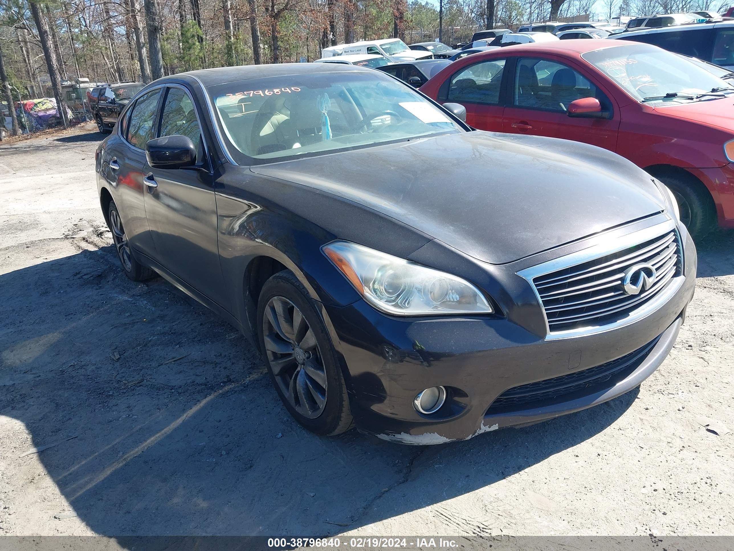 INFINITI M37 X 2013 jn1by1ar8dm600853