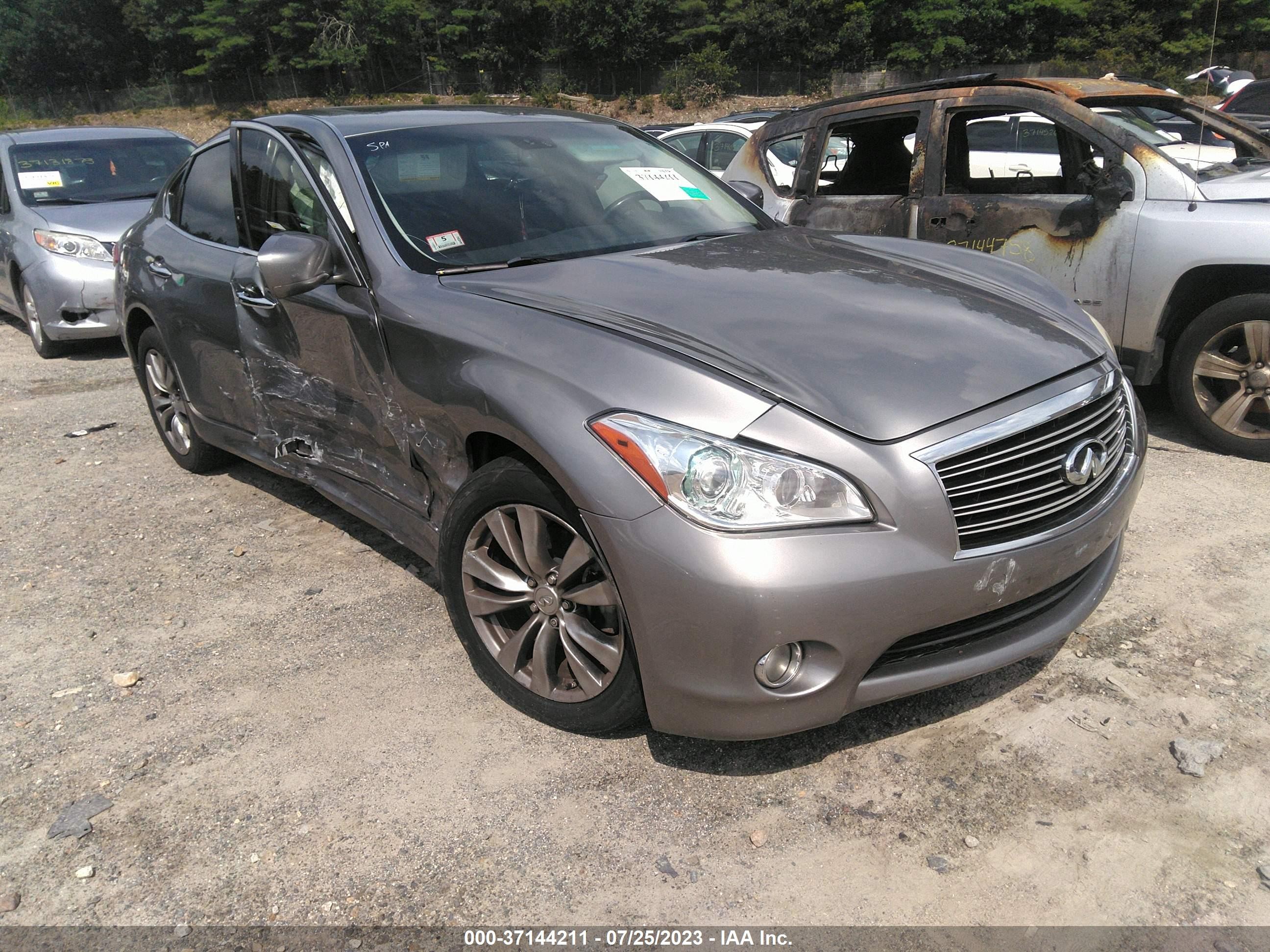 INFINITI M 2012 jn1by1arxcm392571