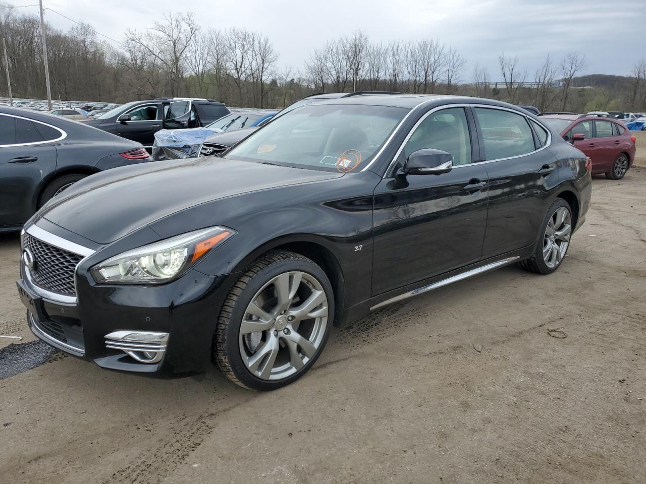 INFINITI Q70 2015 jn1by1pr5fm831008