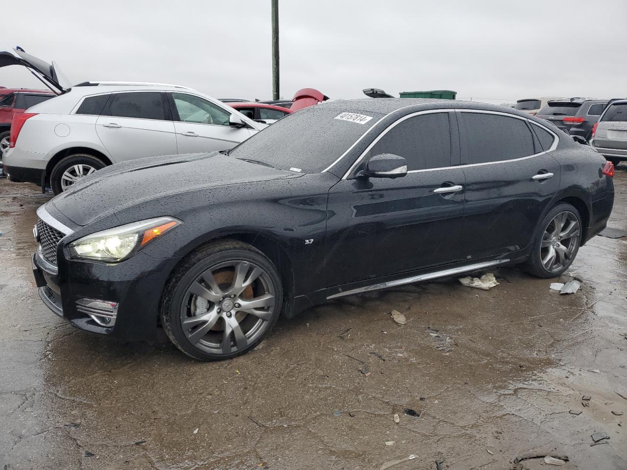 INFINITI Q70 2015 jn1by1pr7fm831771