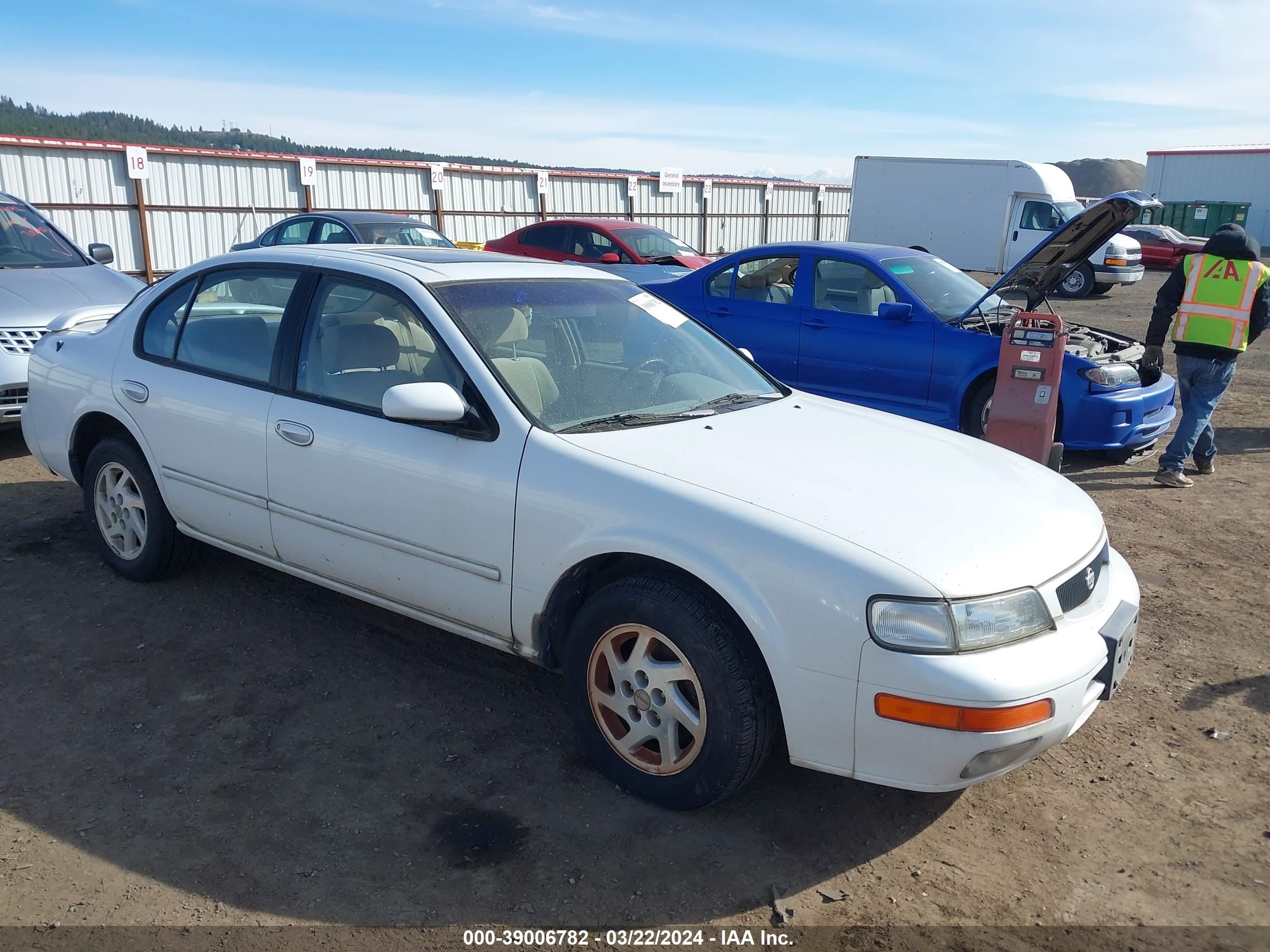 NISSAN MAXIMA 1996 jn1ca2102tt142847