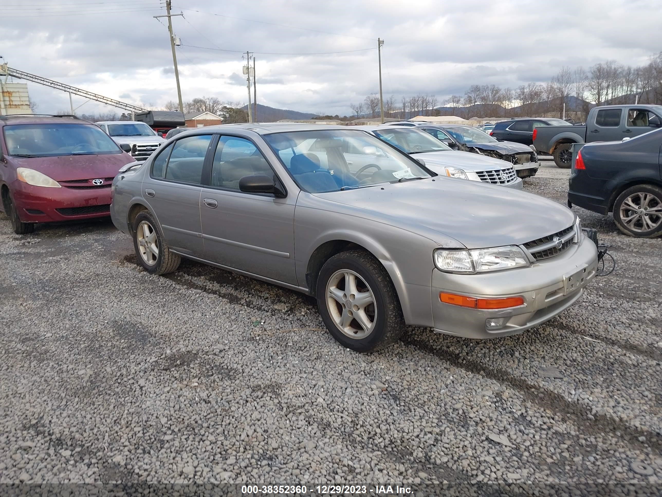 NISSAN MAXIMA 1998 jn1ca21d2wt518855