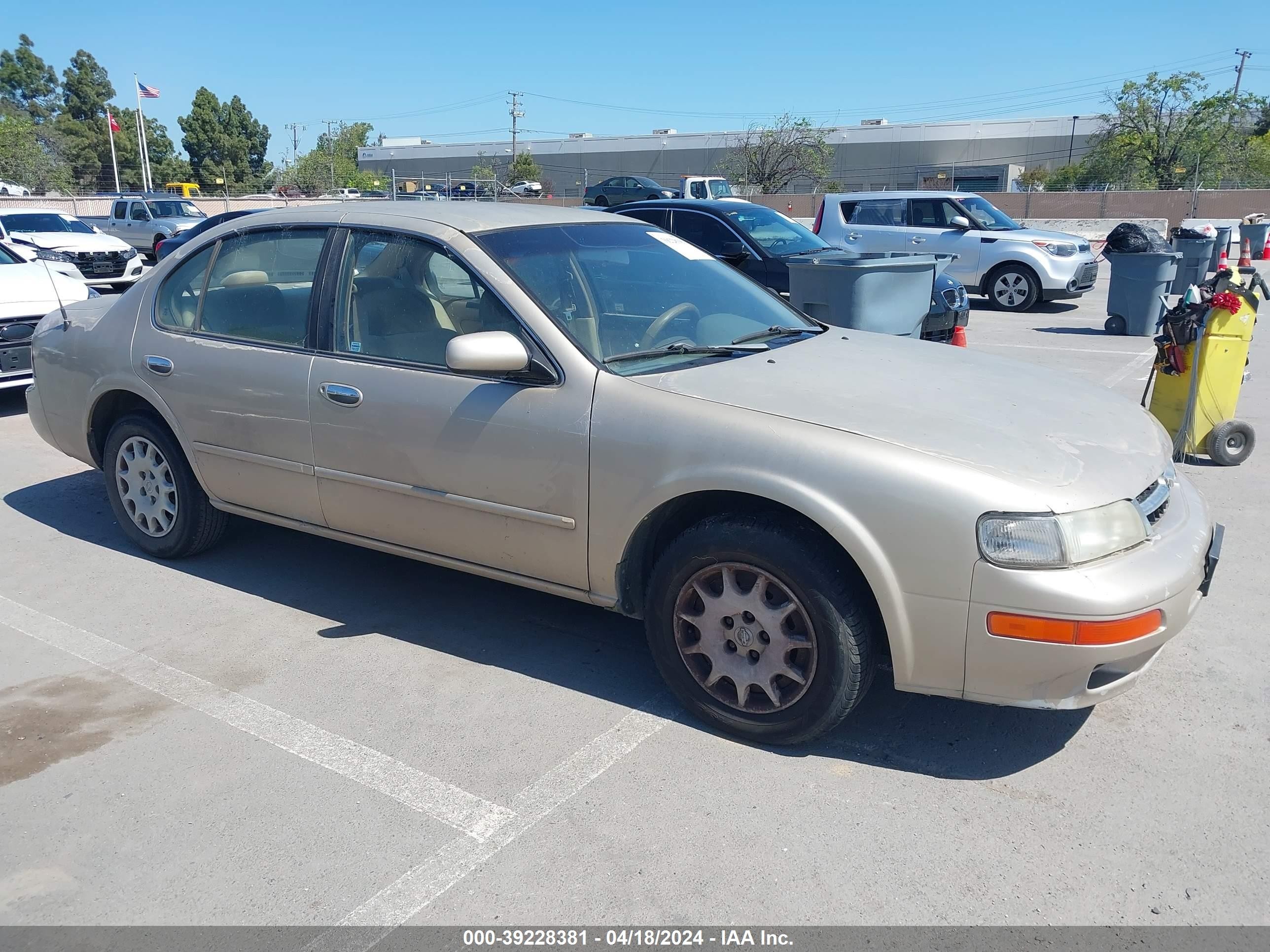 NISSAN MAXIMA 1998 jn1ca21d4wm924081