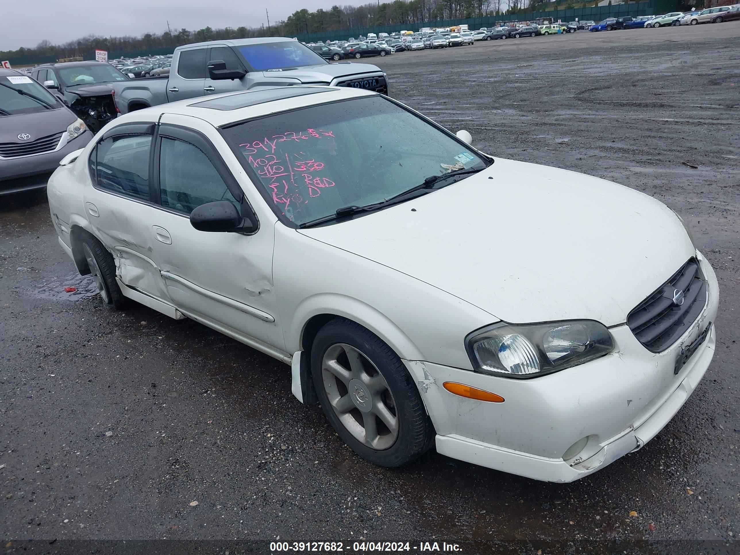 NISSAN MAXIMA 2001 jn1ca31a41t303384