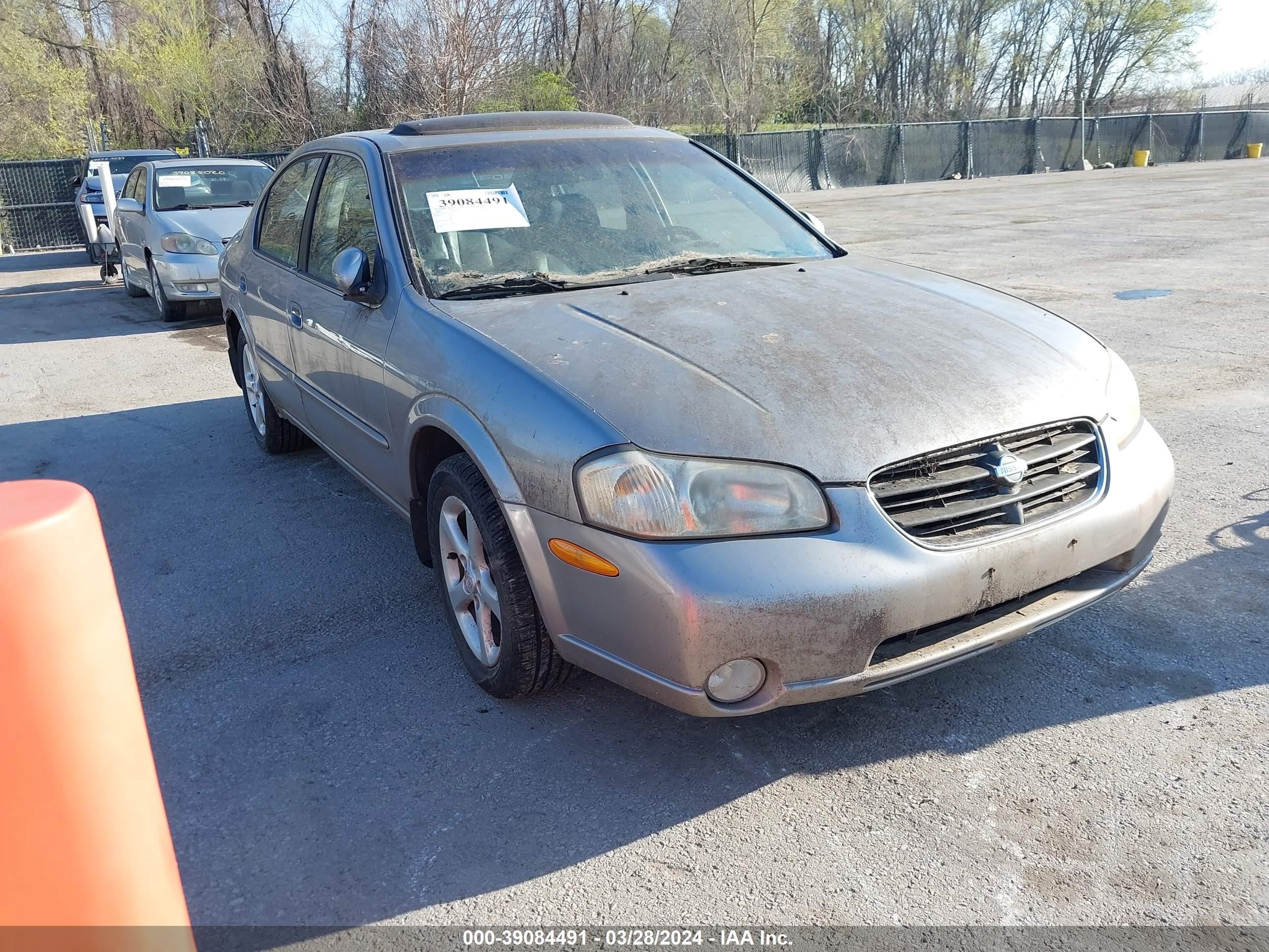 NISSAN MAXIMA 2000 jn1ca31a9yt204666