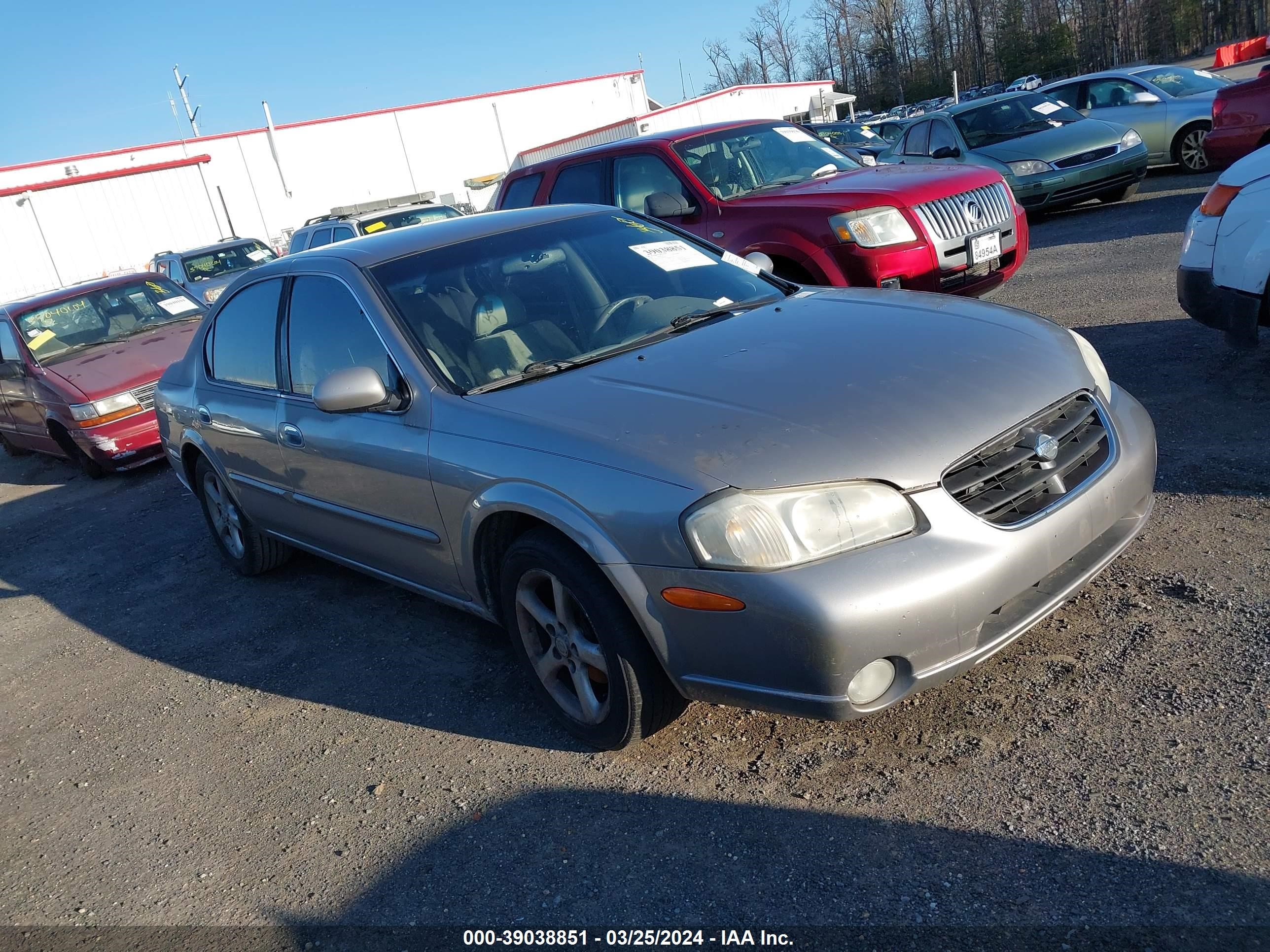 NISSAN MAXIMA 2001 jn1ca31d01t826718