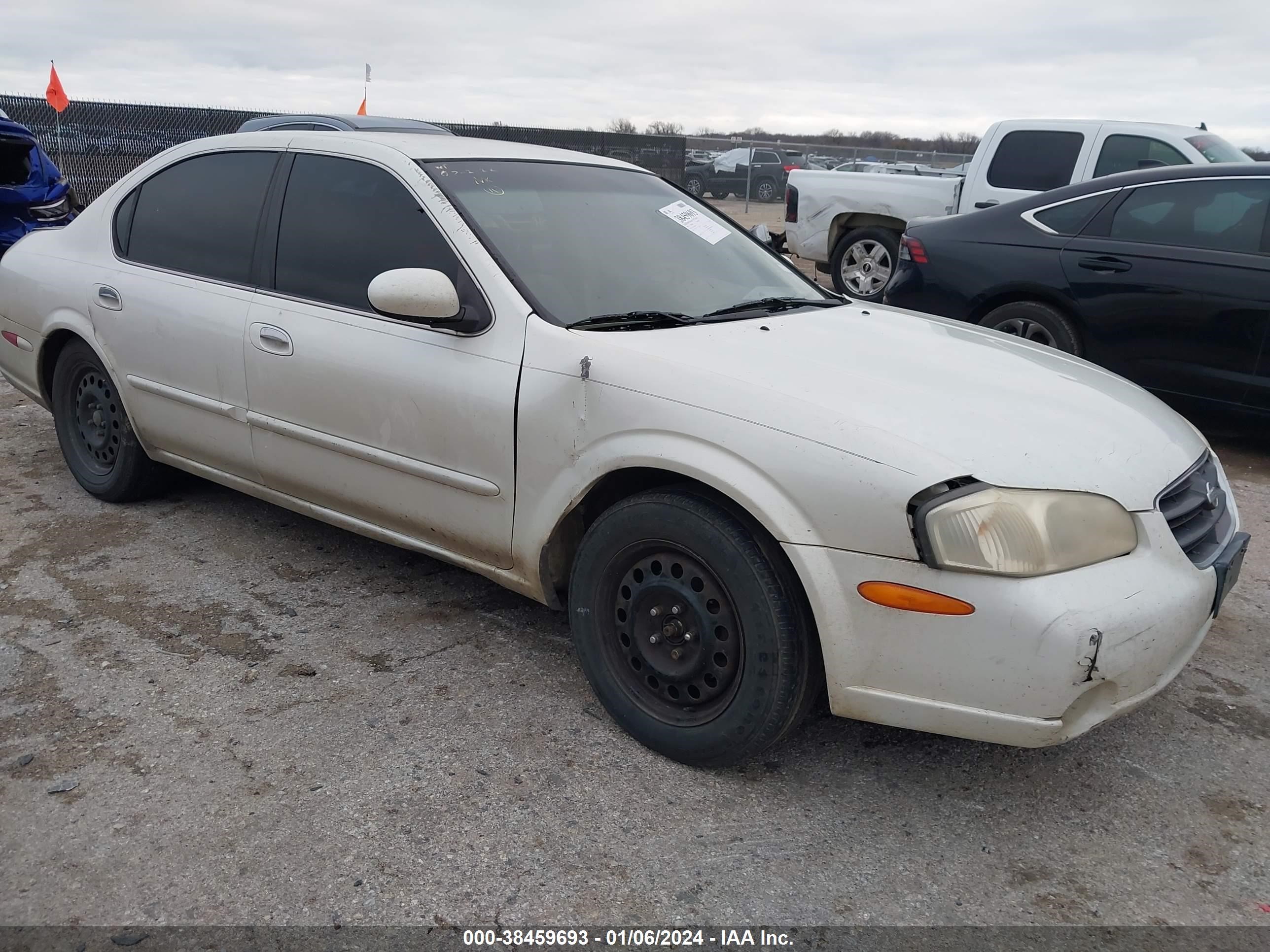 NISSAN MAXIMA 2001 jn1ca31d21t808916