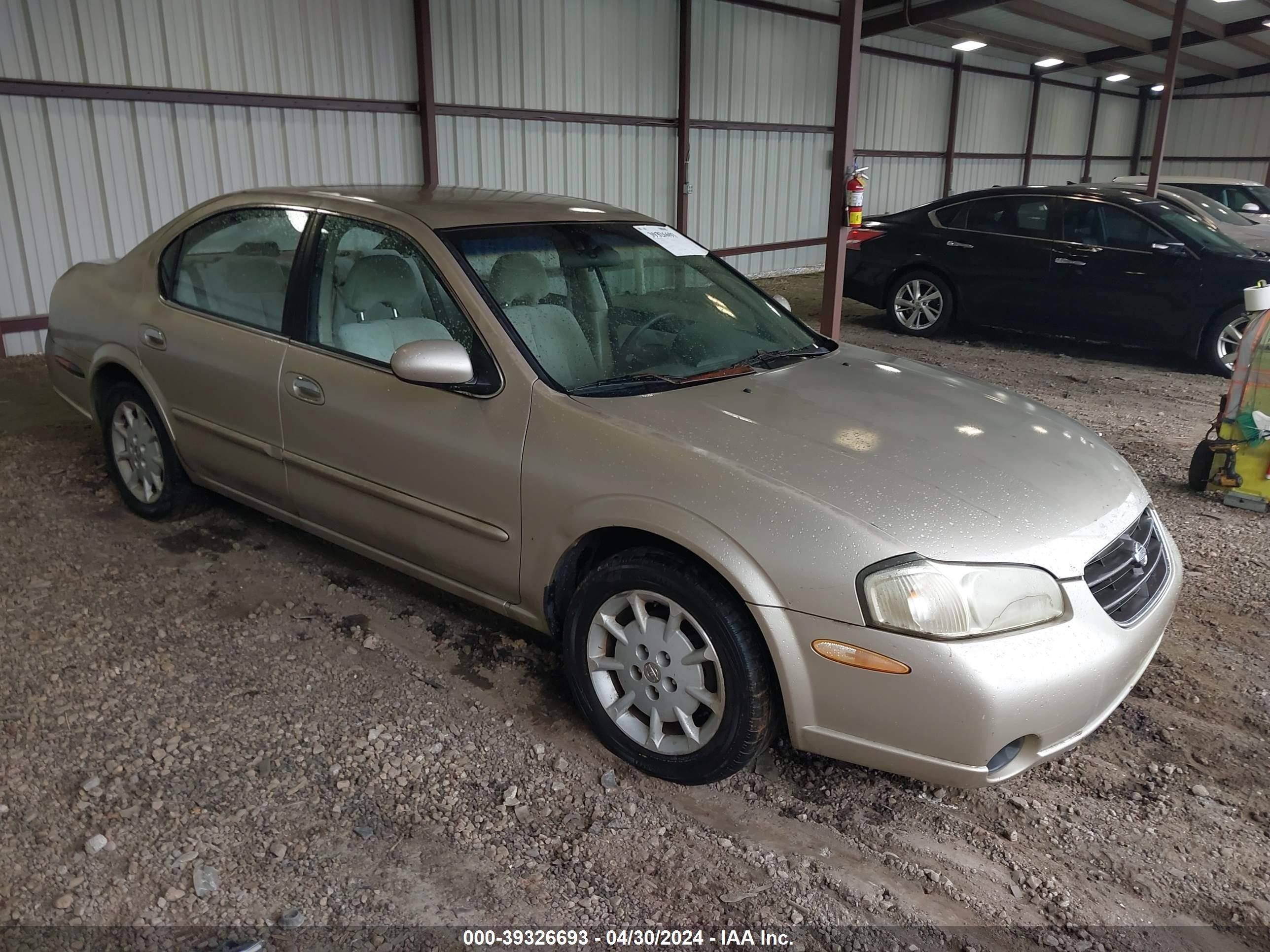 NISSAN MAXIMA 2000 jn1ca31d4yt512662