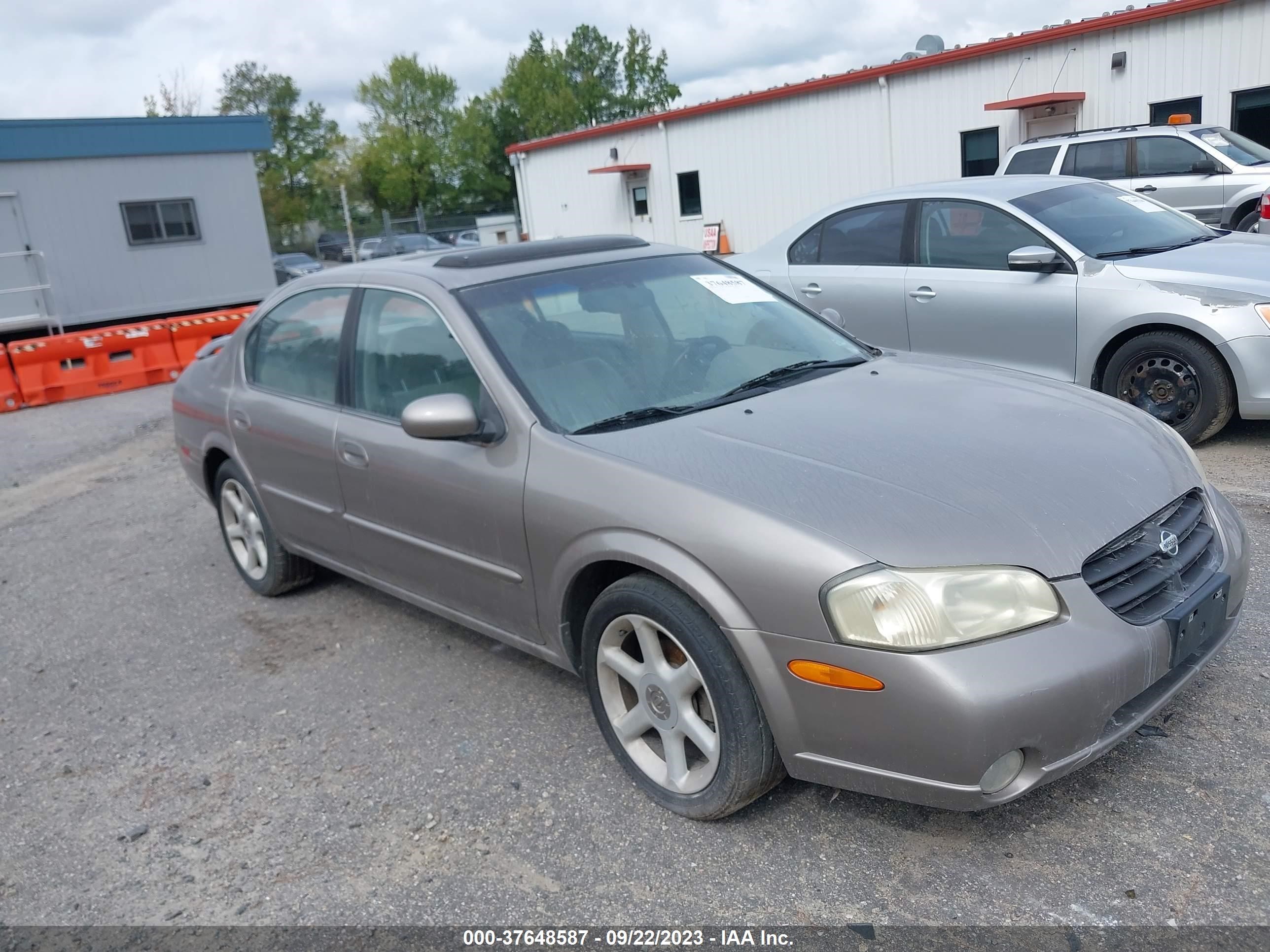 NISSAN MAXIMA 2001 jn1ca31d91t828029