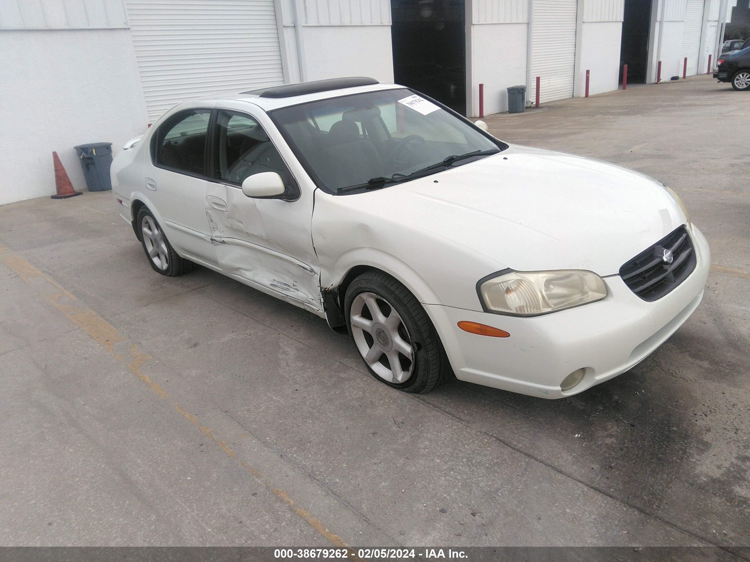 NISSAN MAXIMA 2001 jn1ca31d91t837961