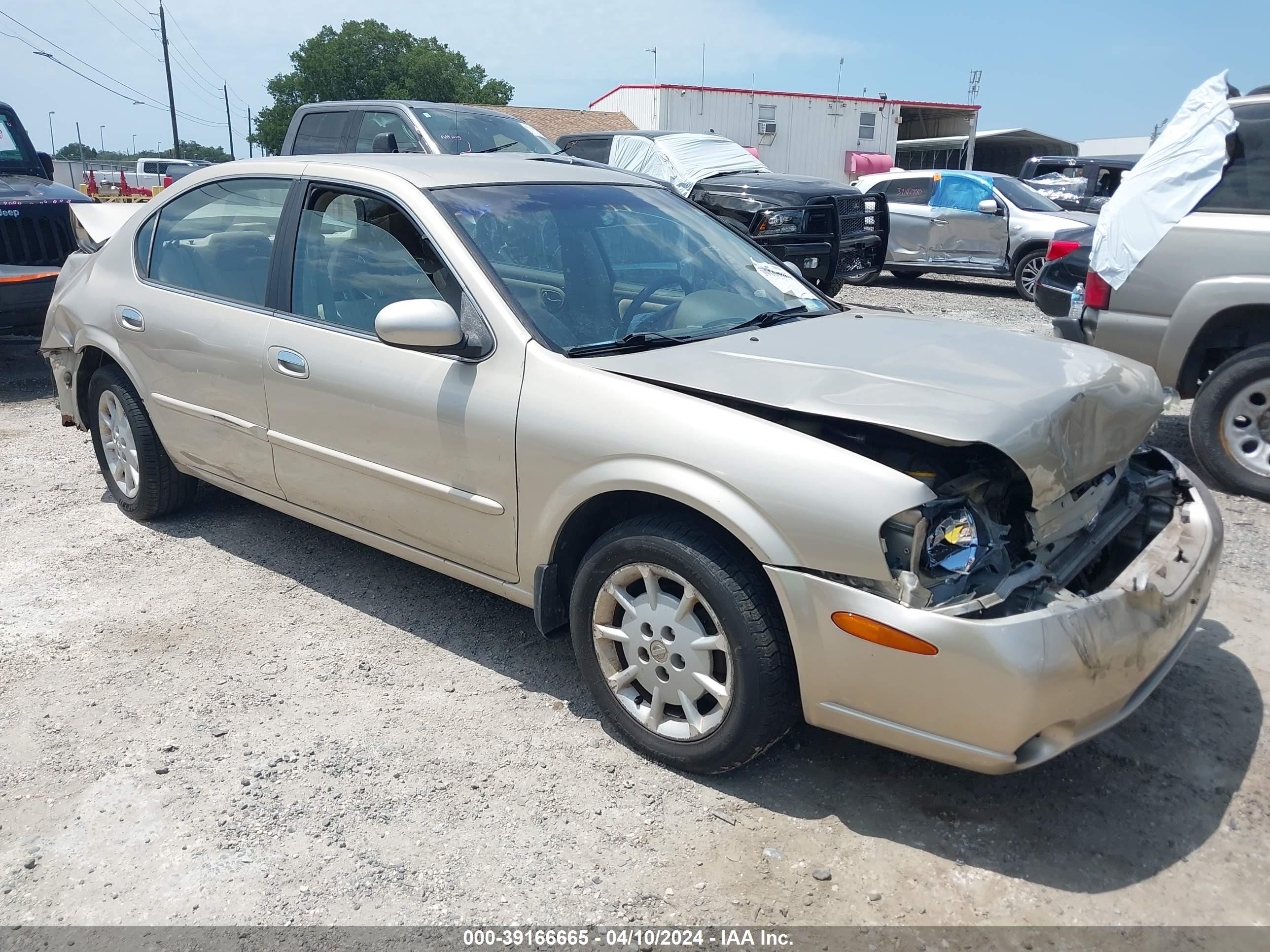 NISSAN MAXIMA 2000 jn1ca31d9yt559847