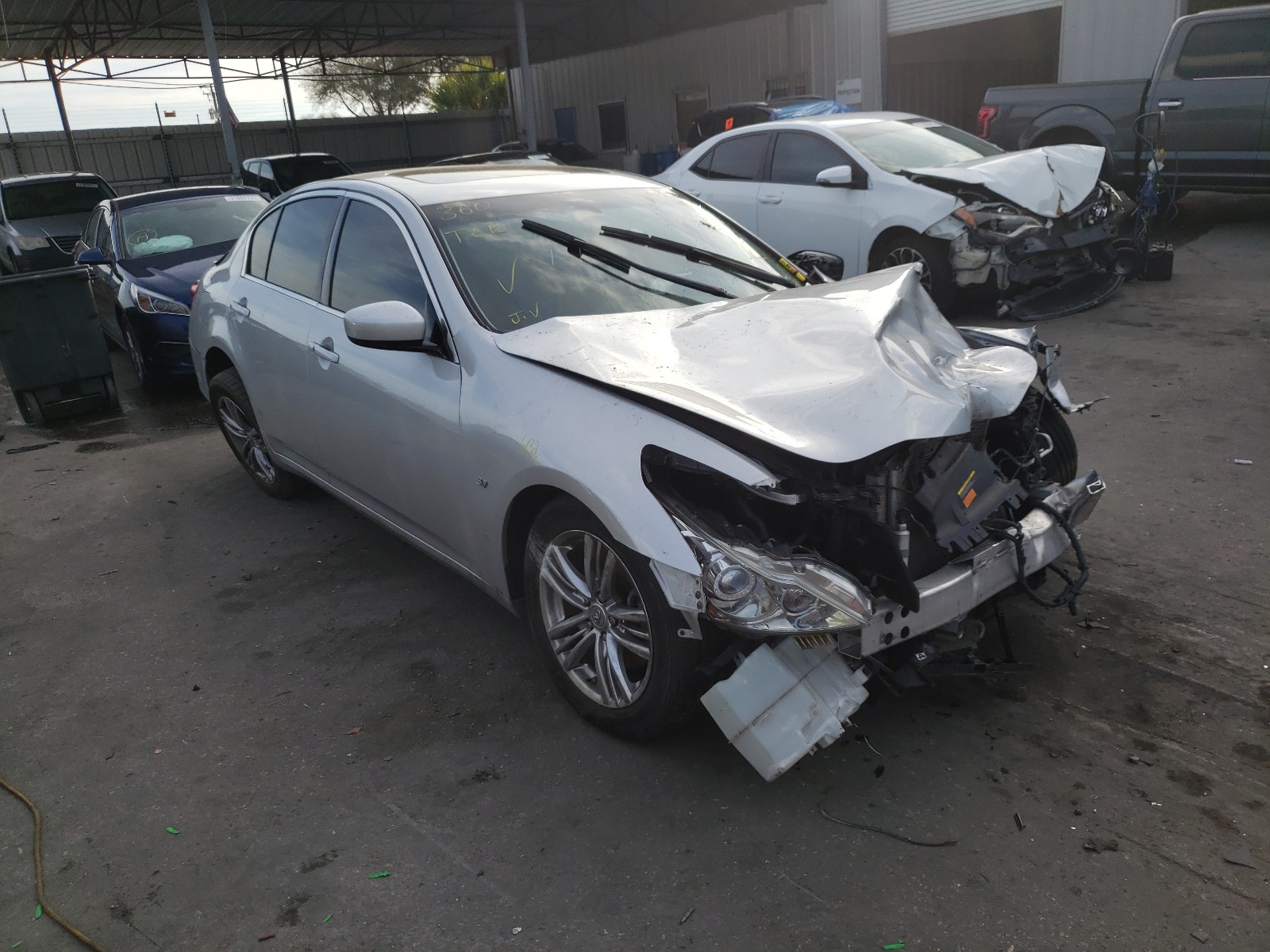 INFINITI Q40 2015 jn1cv6ar3fm523791