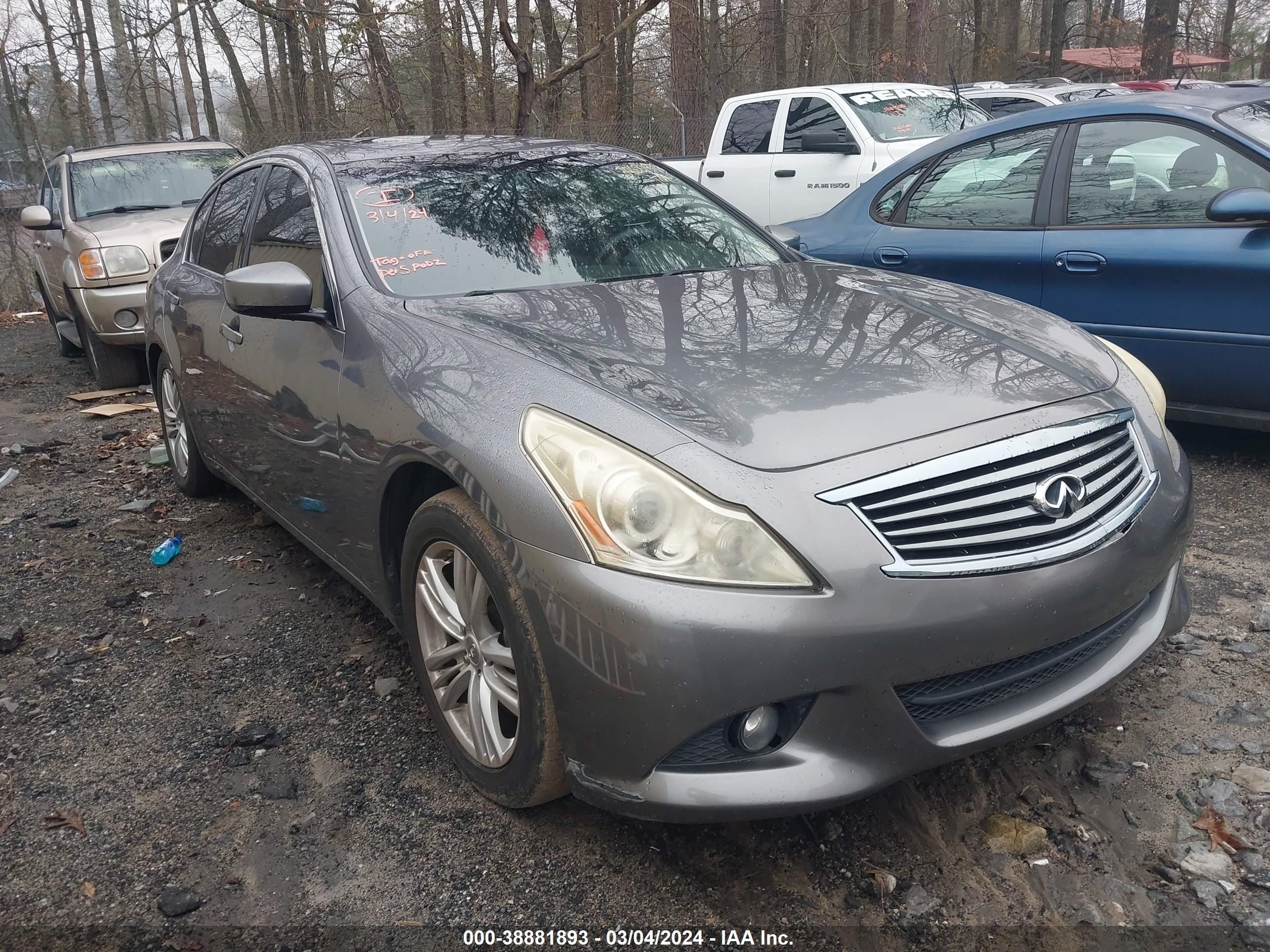 INFINITI G 2011 jn1dv6ap8bm602192