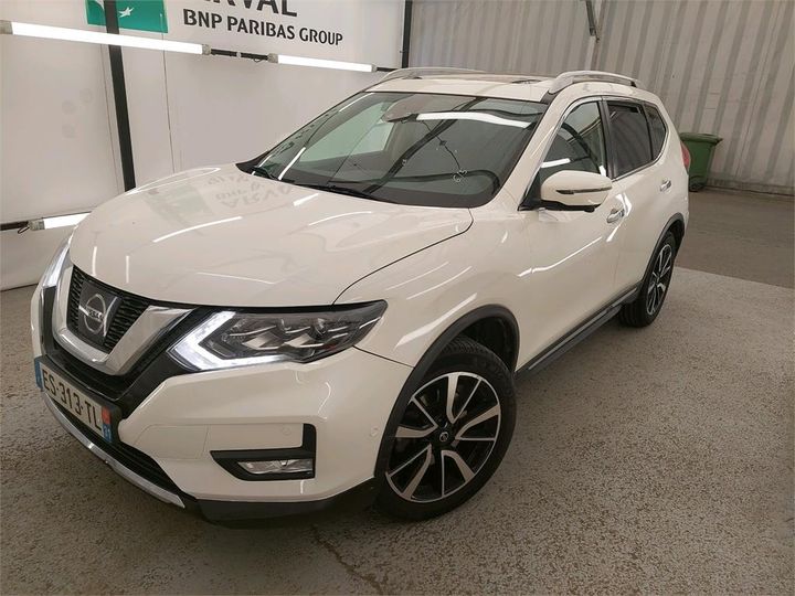 NISSAN X-TRAIL 2017 jn1jcat32u0101610