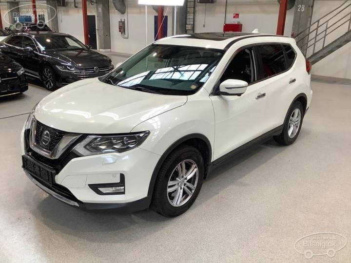 NISSAN X-TRAIL SUV 2018 jn1jcat32u0110177