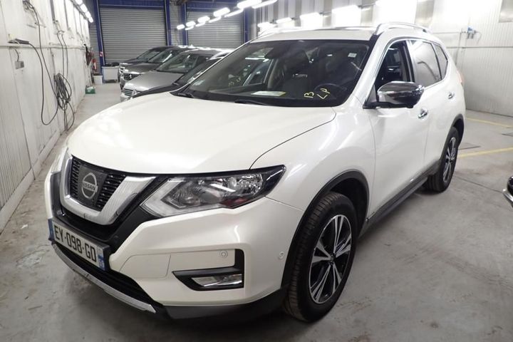 NISSAN X-TRAIL 2018 jn1jcat32u0111253