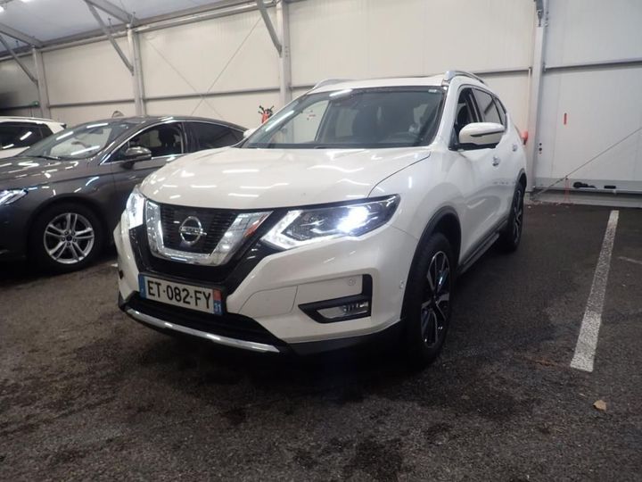 NISSAN X-TRAIL 2018 jn1tcat32u0105284