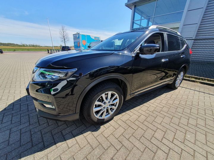 NISSAN X-TRAIL 2018 jn1tdat32u0104717